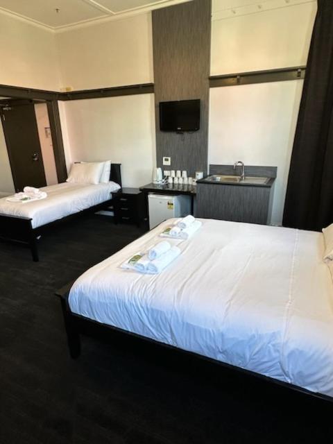 Royal Hotel Ryde Sydney Exterior foto